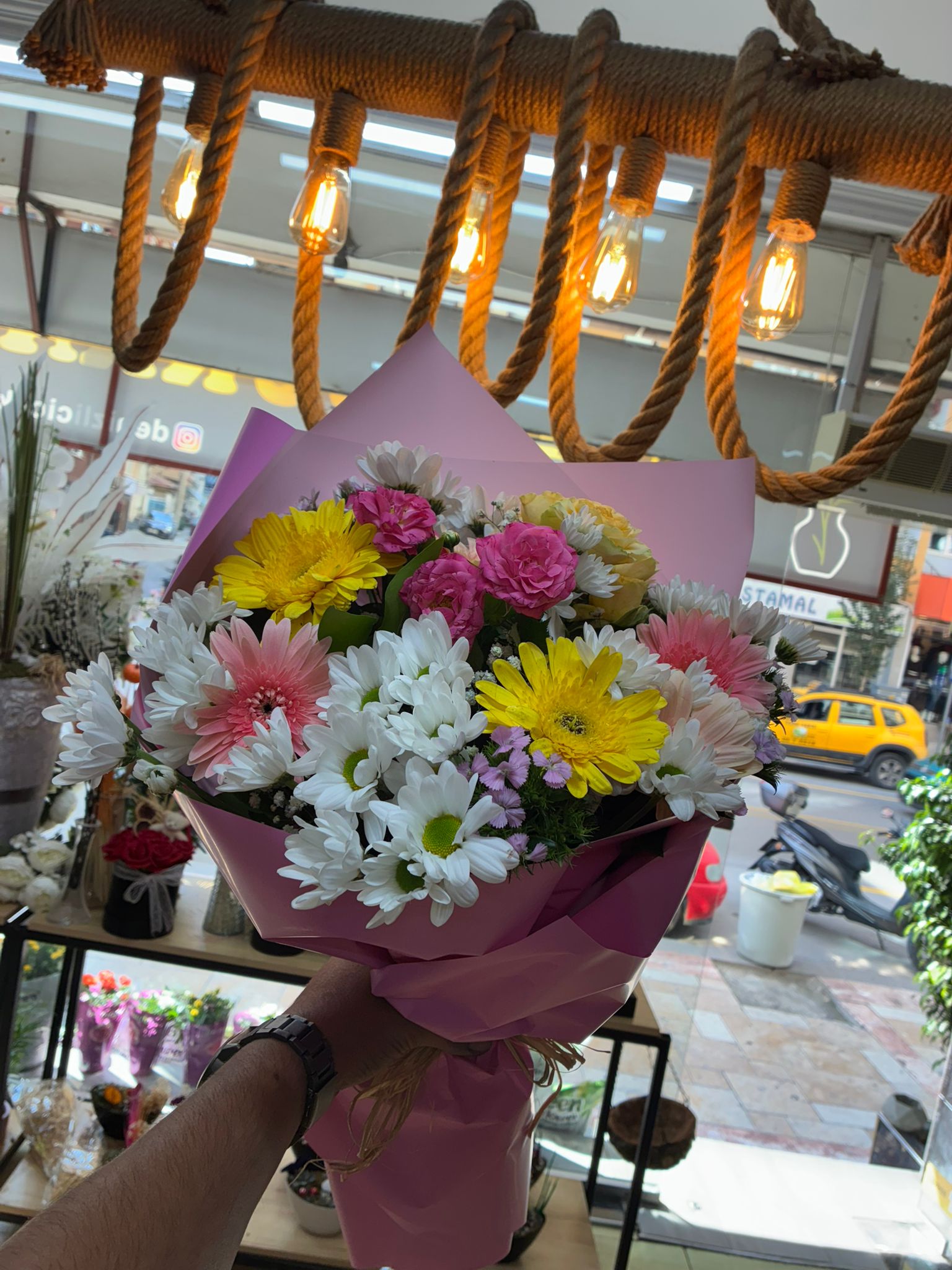 karisik-renkli-mevsim-buketi-06