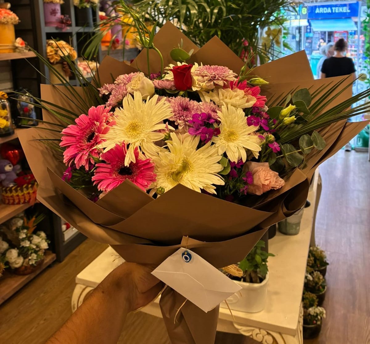karisik-renkli-mevsim-buketi-10